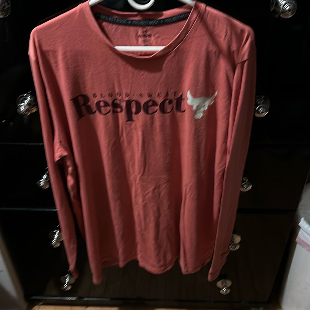 Project rock long sleeve